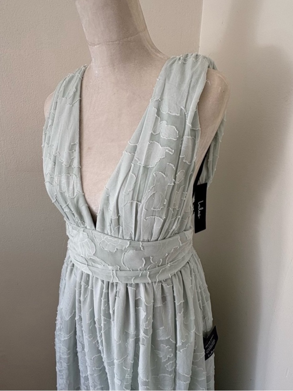 NWT LULUS Sweet Sophistication Sage Green Burnout Floral Maxi Dress - Picture 6 of 7